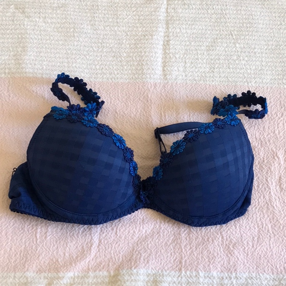 Marie Jo Avero Push-Up Bra. 
Color:  Cosmic Blue